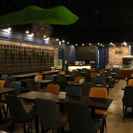 Felix By Stx Hotel & Suite Busan Exterior foto